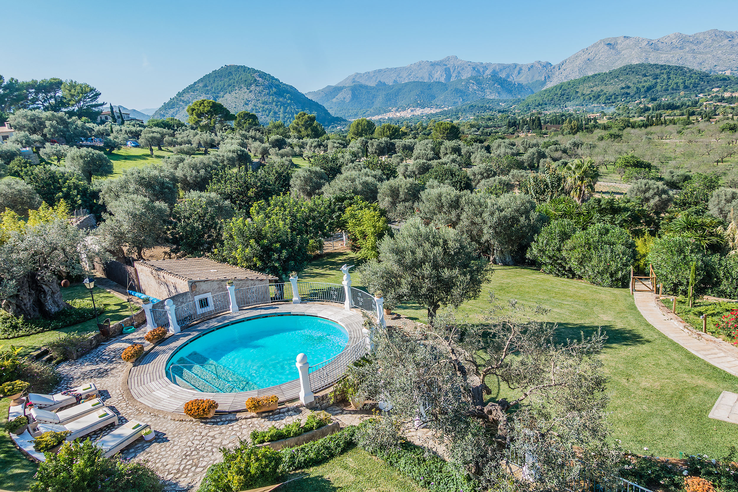 The best areas to live in Puerto Pollença: the definitive guide to find your ideal home